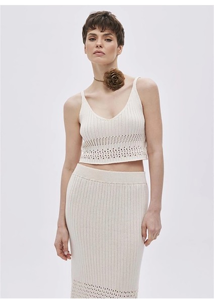 V Yaka Ajurlu Ekru Kadın Bluz Ekru Ajurlu V Yaka Askılı Triko Blu modelleri