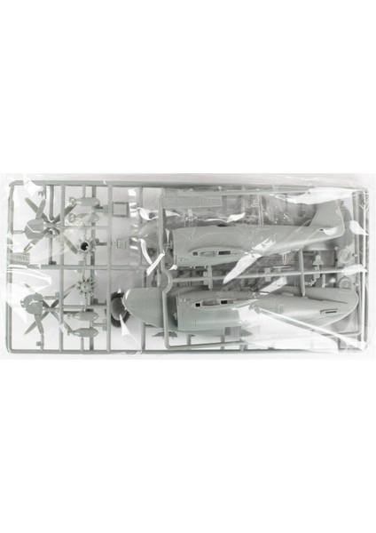 12474 1/72 Ölçek, P-47D Thunderbolt (Eileen) Savaş Uçağı, Plastik Model Kiti