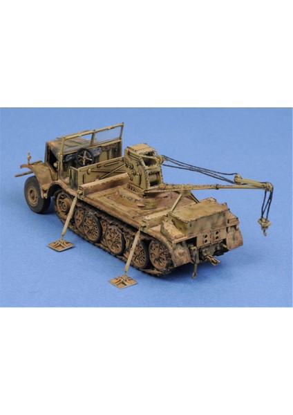 07251 1/72 Ölçek Yarı Paletli Döner Vinç 6t ,18T (Sd.kfz.9/1), Plastik Model Kiti modelleri
