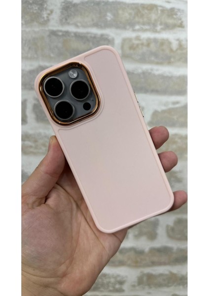 iPhone 15 Pro Içi Kadife Parlak Metal Detaylı Pastel Silikon Lansman Ruby Kılıf