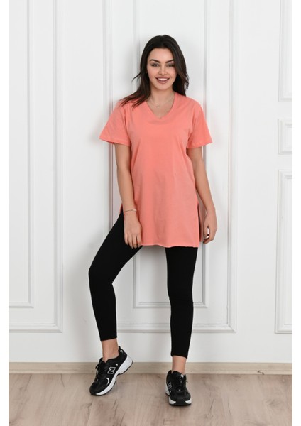 Kadın V Yaka Yırtmaçlı T-Shirt 8783-22