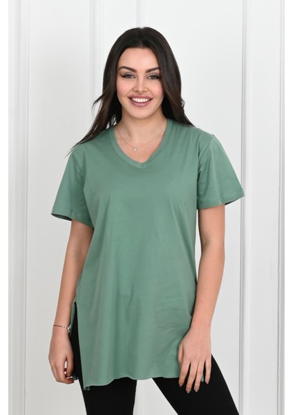 Kadın V Yaka Yırtmaçlı T-Shirt 8783-22 indirimleri