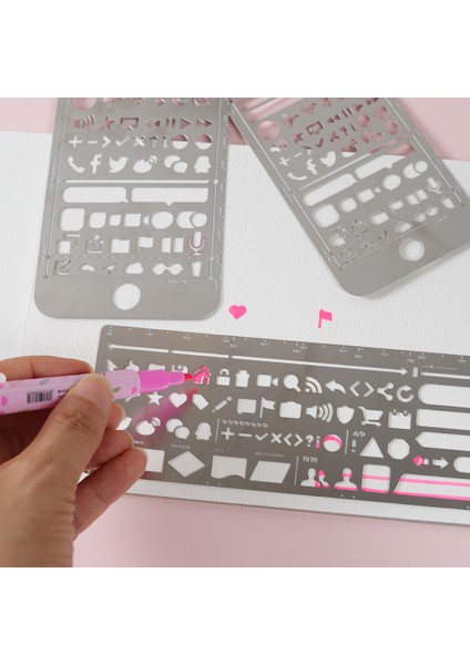 B 138X67MM Stili 1 Adet Metal Çizim Şablonu Çok Fonksiyonlu Kedi Delikli Cetvel Şablonu Yer Işareti Günlük Albüm Dergi Scrapbooking Kırtasiye Cetveli (Yurt Dışından) modelleri