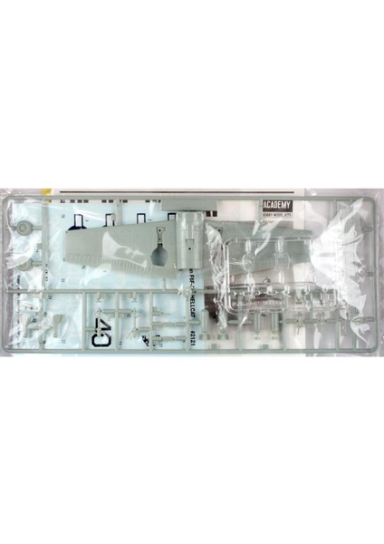 12481 1/72 Ölçek, Grumman F6F-3/5 Savaş Uçağı, Plastik Model Kiti