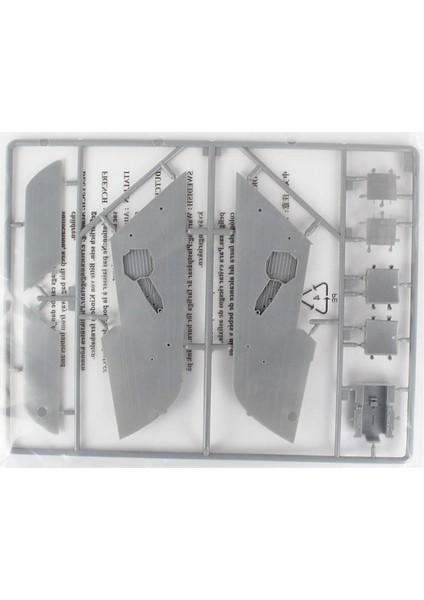 Hobbyboss 81726 1/48 F-84F Thunderstreak Savaş Uçağı Demonte Plastik Maketi