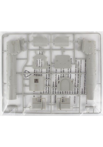 Hobbyboss 82901 1/72 Alman Savaş Lokomotifi Br-52 Demonte Plastik Maketi