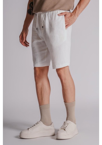 Erkek Yandan Cepli Beli Lastikli Dokulu Kumaş Relaxed Fit Jogger Şort Ekru fırsatları