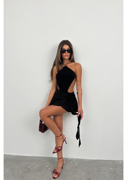 Black Fashion Sırt Detay Bodysuit