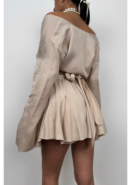 Kayık Yaka Uzun Kol Crop fırsatları