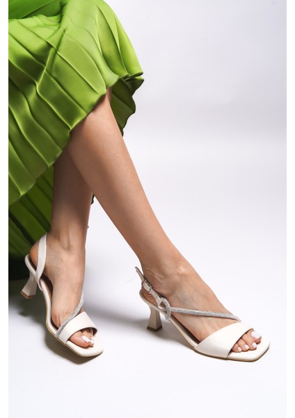 Rignyrth Kadın Topuklu Sandalet 001288 fırsatları