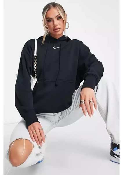 Sportswear Phoenix Fleece Oversize Kesim Kadın Siyah Sweatshrit fırsatları