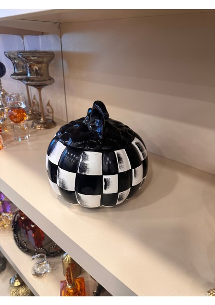 Dekoratif El Boyama Damalı Bal Kabağı fırsatları