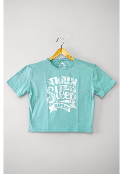 Mint Yeşil Renk Crop T-Shirt Eat Sleep Train Repeat Baskılı Kadın Tişört Baby Tee