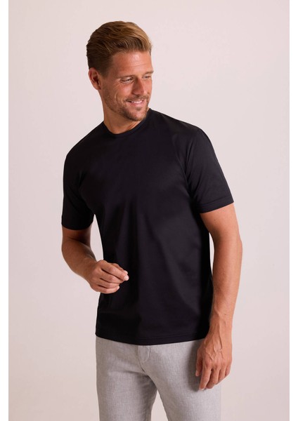 Erkek Siyah Regular Fit Merserize Pamuk T-Shirt fırsatları