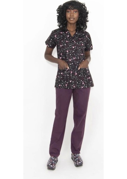 Mürdüm Steteskop Desenli Cerrahi V Yaka Forma Likralı Kumaş 7 Beden Seçeneği modelleri