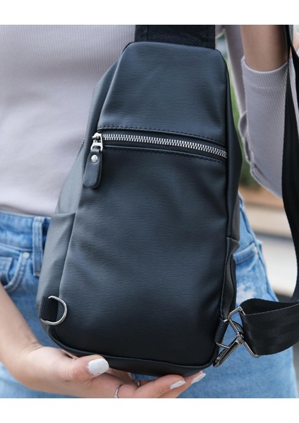 Su Geçirmez Yıkama Deri USB ve Kulaklık Girişli Unisex Siyah Çapraz Omuz ve Göğüs Çantası