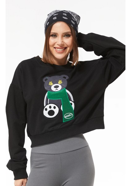 Sıfır Yaka Figürlü Kadın Kısa Sweatshirt Siyah ZN5041 fiyatları
