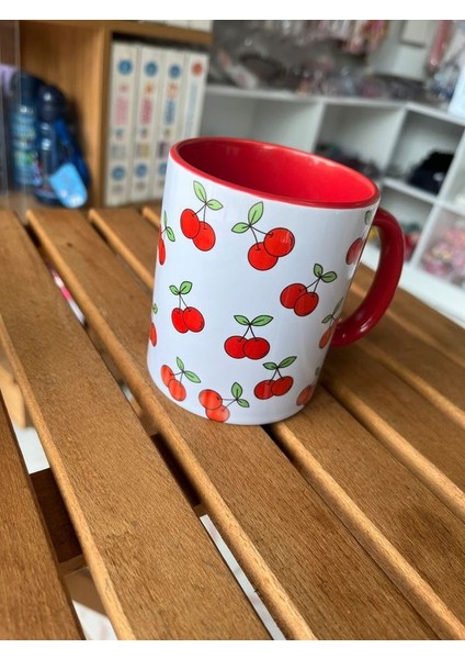 Kiraz Görünümlü Içi ve Sapı Kırmızı Büyük Boy Kupa Bardak