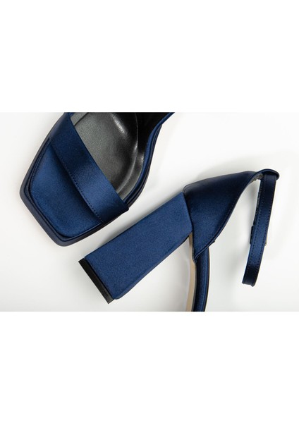 Matilda Lacivert Saten Platformlu Açık Burunlu Kalın Topuklu Ayakkabı modelleri