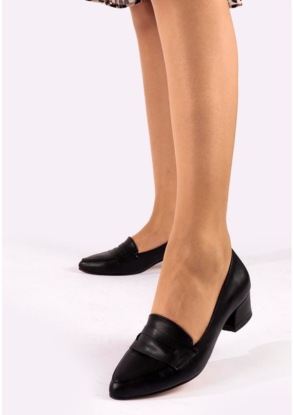 Luna Topuklu Siyah Cilt Ayakkabı modelleri