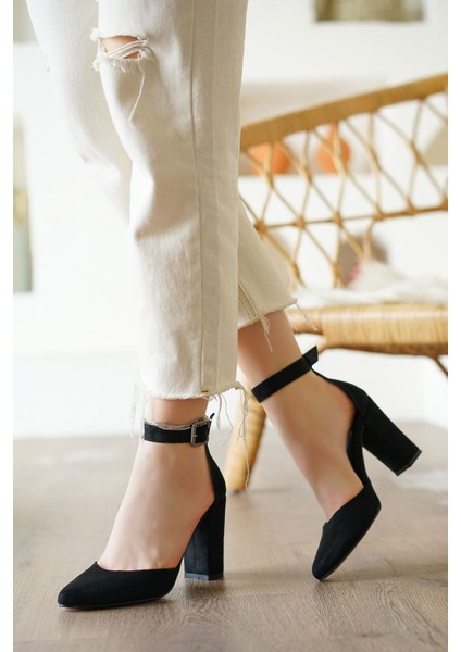 Lole Siyah Topuklu Ayakkabı