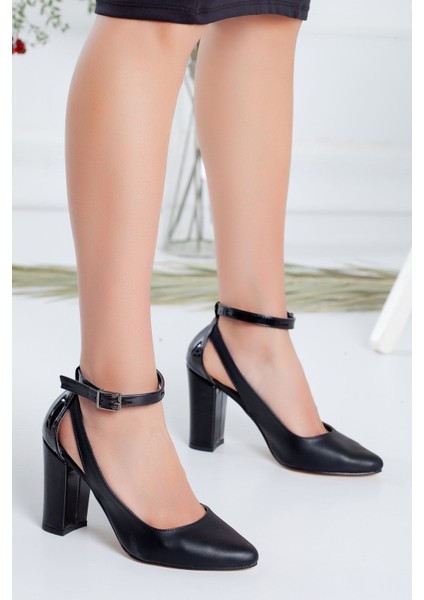 Lillian Topuklu Siyah Cilt Ayakkabı fiyatları