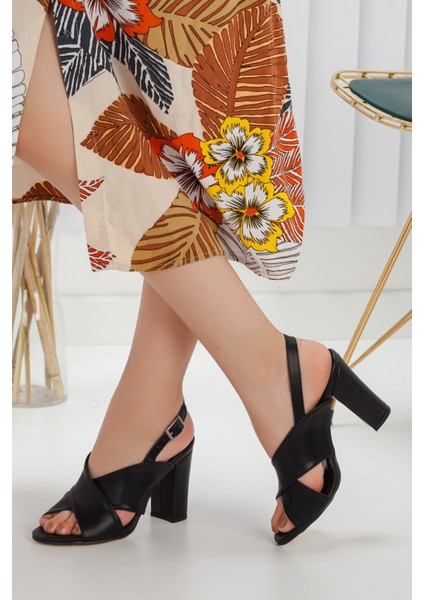 Bella Siyah Cilt Topuklu Ayakkabı modelleri