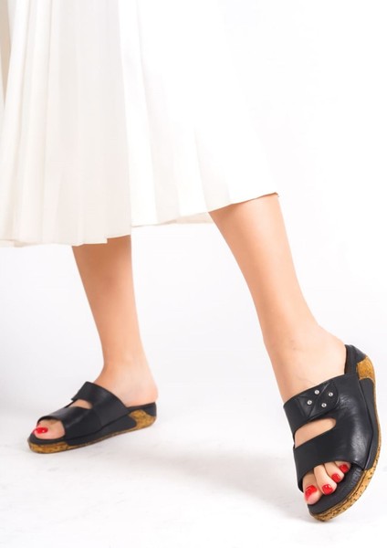 Kadın Deri Siyah Ortopedik Taban Terlik modelleri