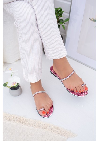 Spehi Taşlı Alaca Terlik indirimleri