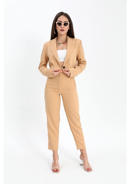 Çift Peto Cepli Kısa Crop Blazer Ceket - Camel