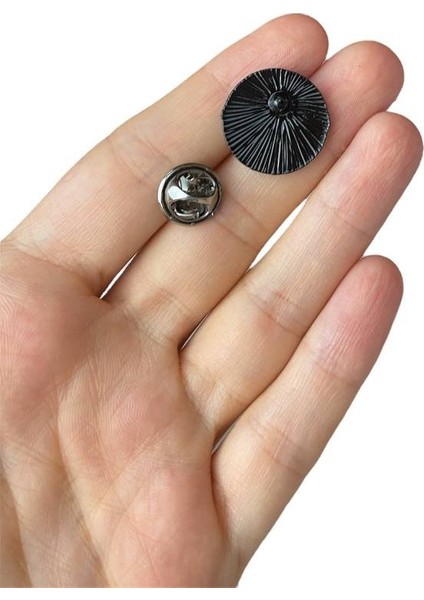 Pokemon Topu Pikachu Anime Çizgi Film Hediyelik Rozet