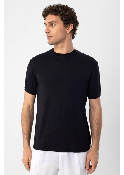 Siyah Bisiklet Yaka Erkek T-Shirt fırsatları