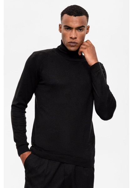 Siyah Tam Boğazlı Erkek Triko fırsatları