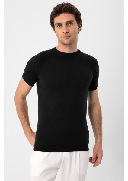 Siyah Bisiklet Yaka Triko T-Shirt fiyatları