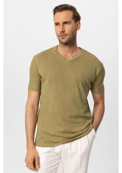Haki V Yaka Basic Erkek T-Shirt fırsatları