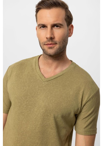Haki V Yaka Basic Erkek T-Shirt indirimleri