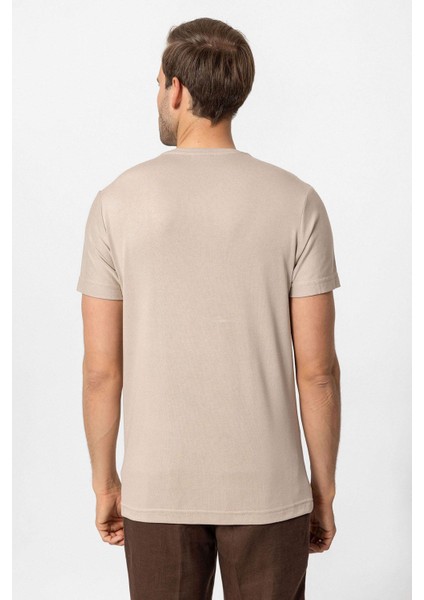 Açık Bej Basic V Yaka Erkek T-Shirt indirimleri