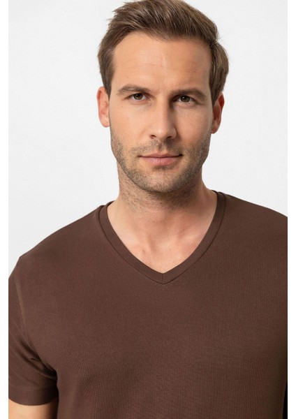 Kahve Basic V Yaka Erkek T-Shirt fırsatları