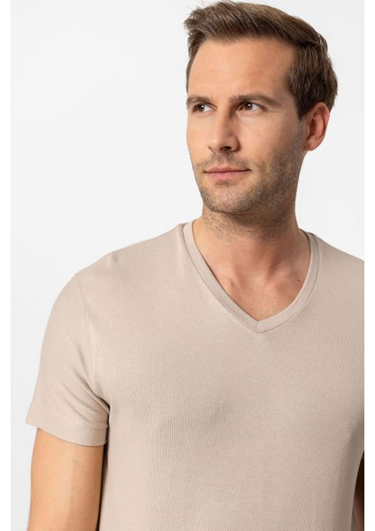 Koyu Bej Basic V Yaka Erkek T-Shirt fırsatları