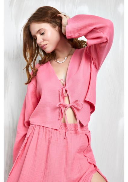 Pembe Müslin Kumaş Önden Bağlamalı Bluz 27355