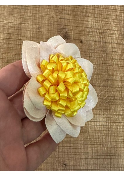 11X11 cm Sarı Tomurcuklu Pudra Pembe Broş Çiçek Broş