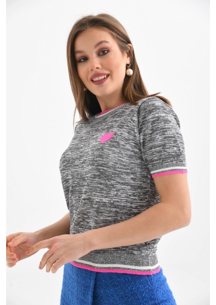 Gri-Turkuaz Kalp Desenli Kısa Kol Mevsimlik Kazak