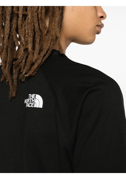 The Northface Göğüs Baskılı T-Shirt fırsatları