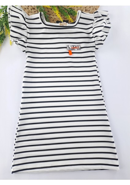 Kız Çocuk Uzun Elbise Fitilli Kumaş Çizgili Armalı Fırfırlı Kol Yazlık Iki Farklı Renk Seçeneği