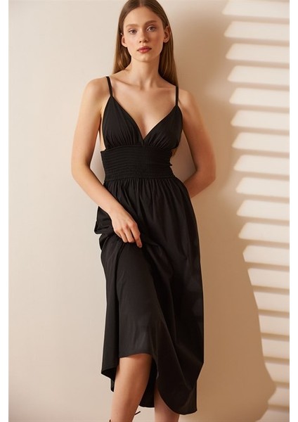 Kadın Elbise Ayarlanabilir Askılı Beli Lastikli Model Ince Gabardin Kumaş /Siyah modelleri