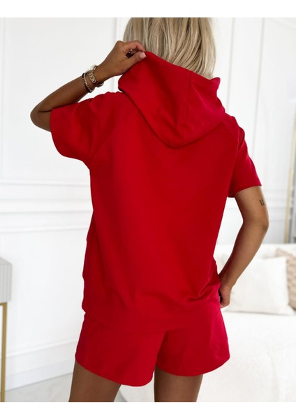 Kadın Iki Iplik Kumaş Kapşon Detaylı Tişört ve Şort Ikili Takım modelleri