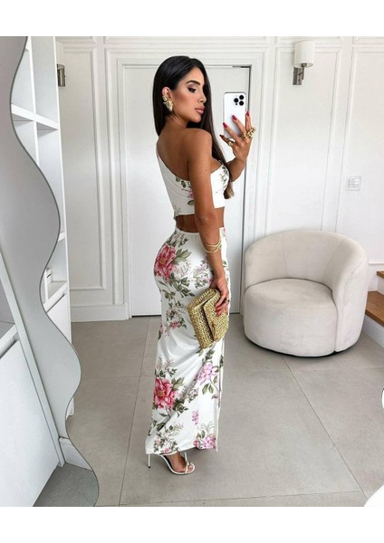 Kadın Dalgıç Kumaş Asansör Büzgülü Yırtmaç Detaylı Maxi Boy Elbise fiyatları