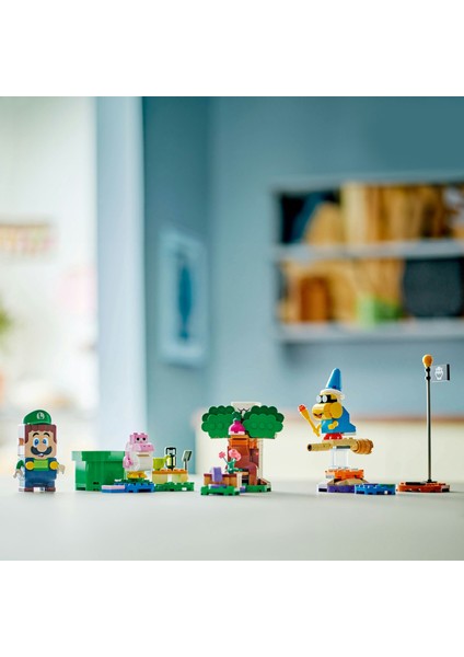 ® Super Mario İnteraktif LEGO® Luigi™ ile Maceralar 71440 - 6 Yaş ve Üzeri Çocuklar İçin Koleksiyonluk Yaratıcı Nintendo® Oyuncak Yapım Seti (210 Parça)