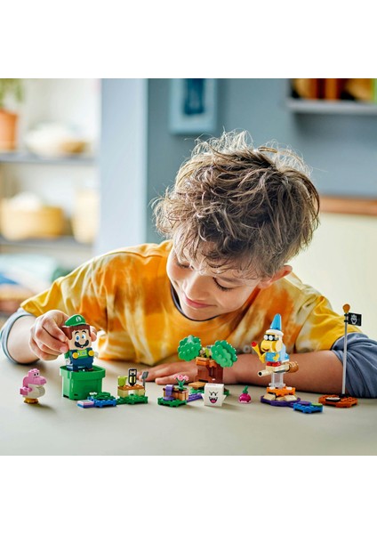 ® Super Mario İnteraktif LEGO® Luigi™ ile Maceralar 71440 - 6 Yaş ve Üzeri Çocuklar İçin Koleksiyonluk Yaratıcı Nintendo® Oyuncak Yapım Seti (210 Parça)