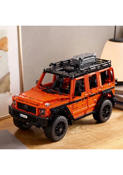 LEGO® Technic Mercedes-Benz G 500 PROFESSIONAL Line 42177 - Yetişkinler için G Sınıfı Koleksiyonluk Araba Modeli Yapım Seti (2891 Parça)